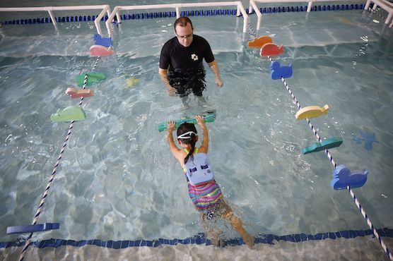 Top 10 Benefits Of Swimming Lessons For Kids