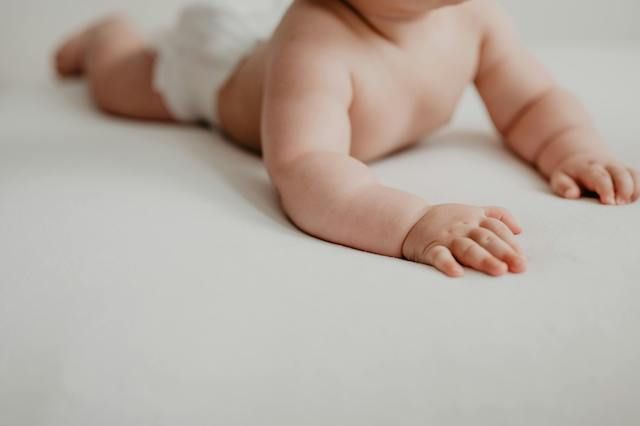 Infant wearing diaper 